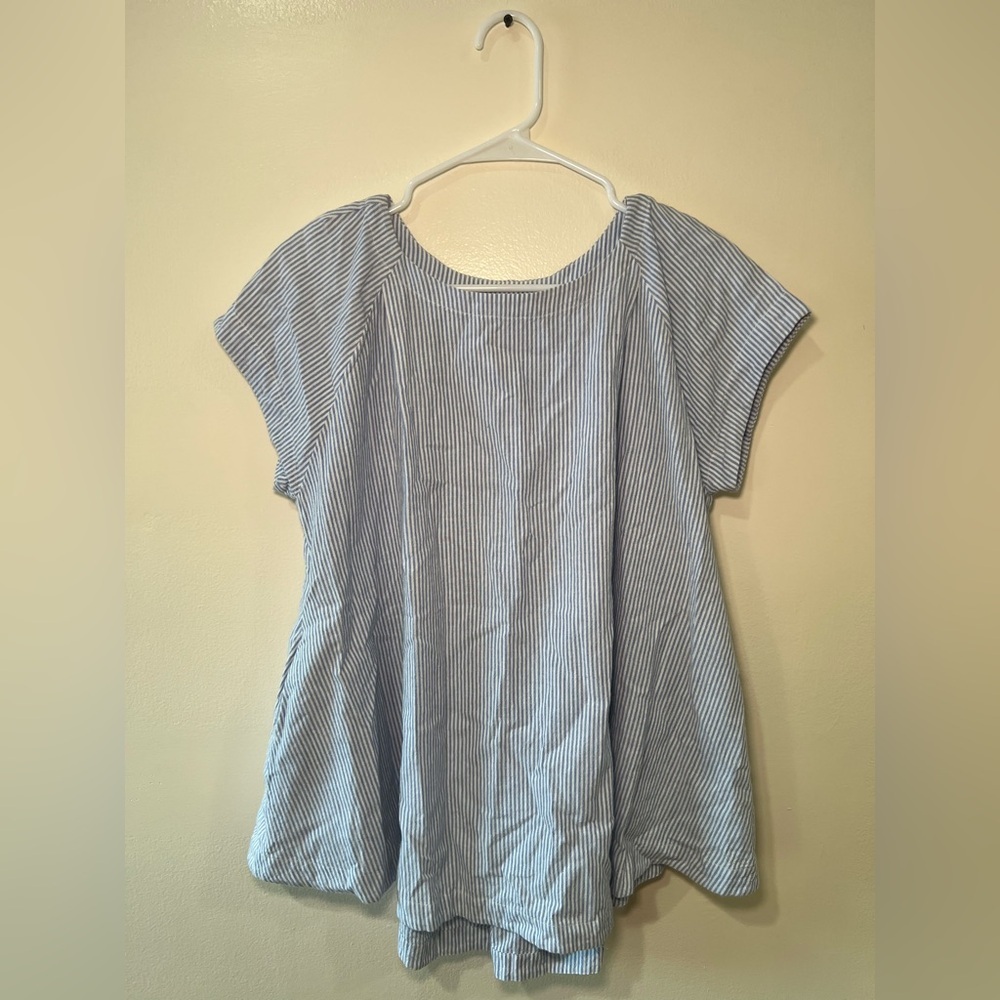 Free People White and Blue Shortsleeved Striped Top size XS